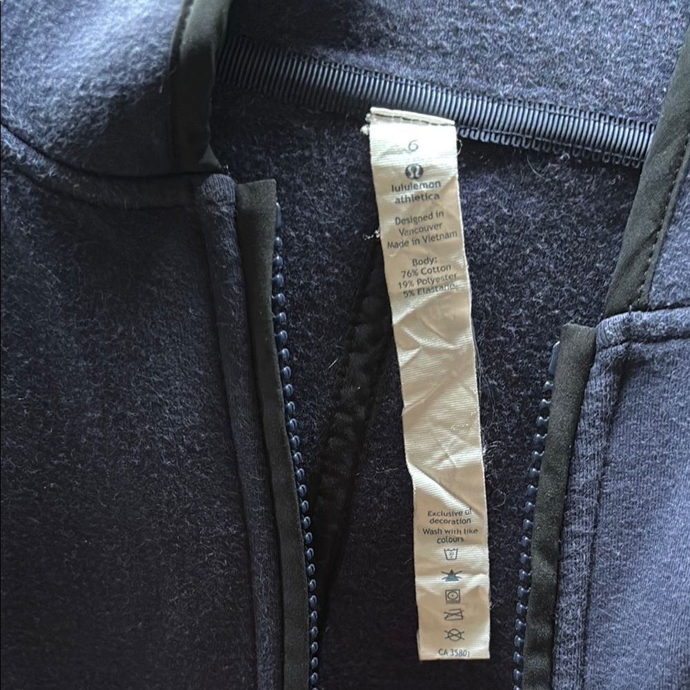 Lululemon City Bound Hoodie - Navy - Picture 2 of 3